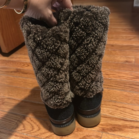Tory Burch Boots Everett Shearling -Split Suede gorgeous chocolate and black! - Picture 3 of 8